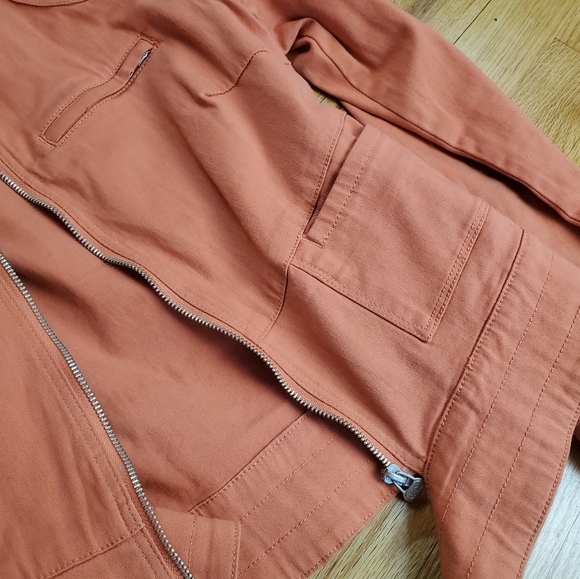 Spring Jacket - Picture 3 of 5